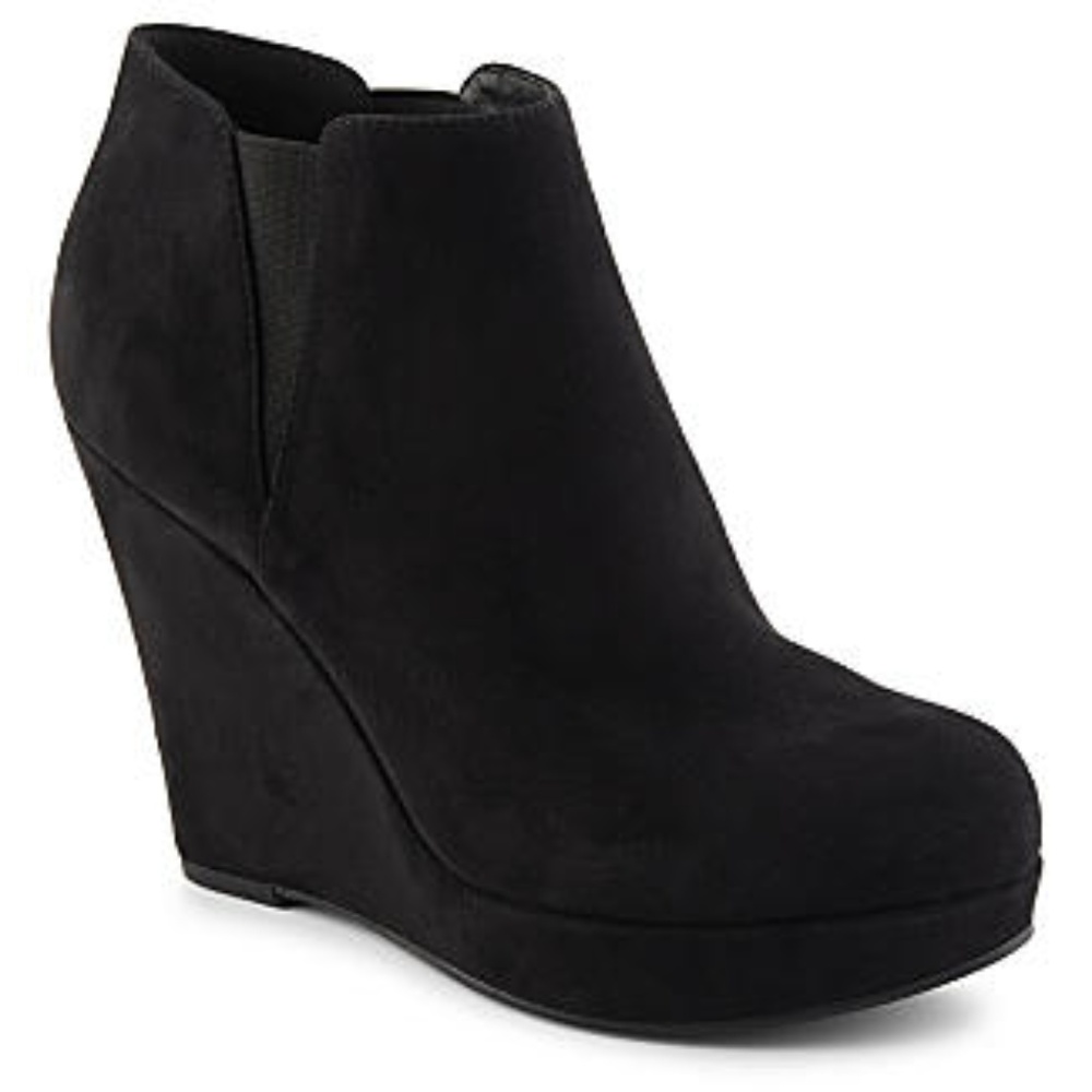 Black Wedges
